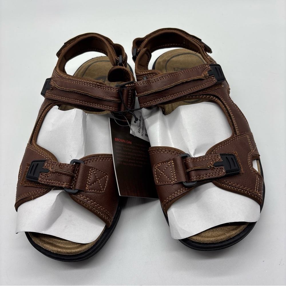 Brown Oak Men 9M Dark Brown Adjsutable straps Sandals NWT Summer